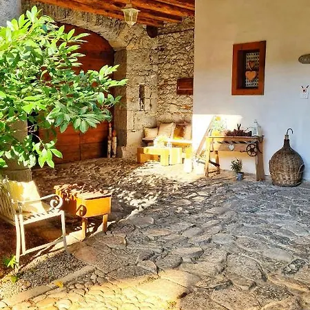 Valnascosta Casa de hóspedes 3*