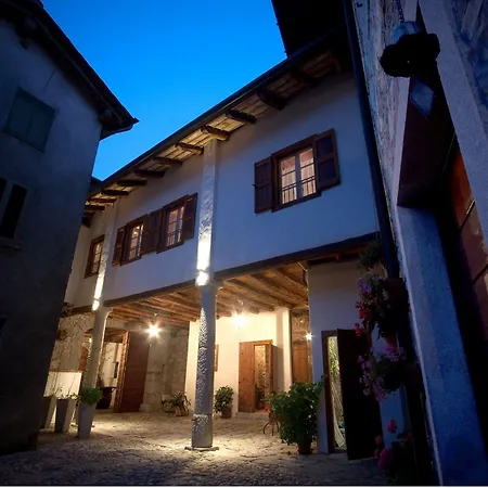 Valnascosta Casa de hóspedes 3*