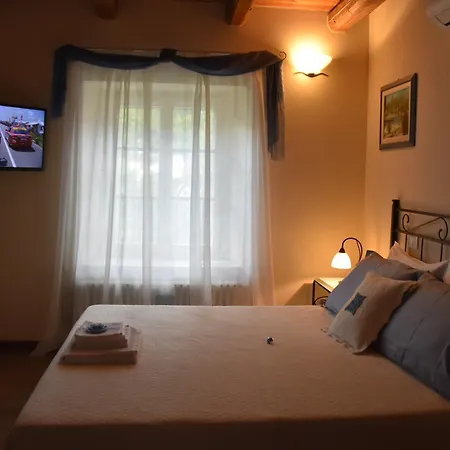 Valnascosta بيت ضيافة *