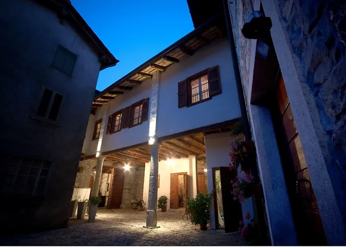 Valnascosta بيت ضيافة 3*